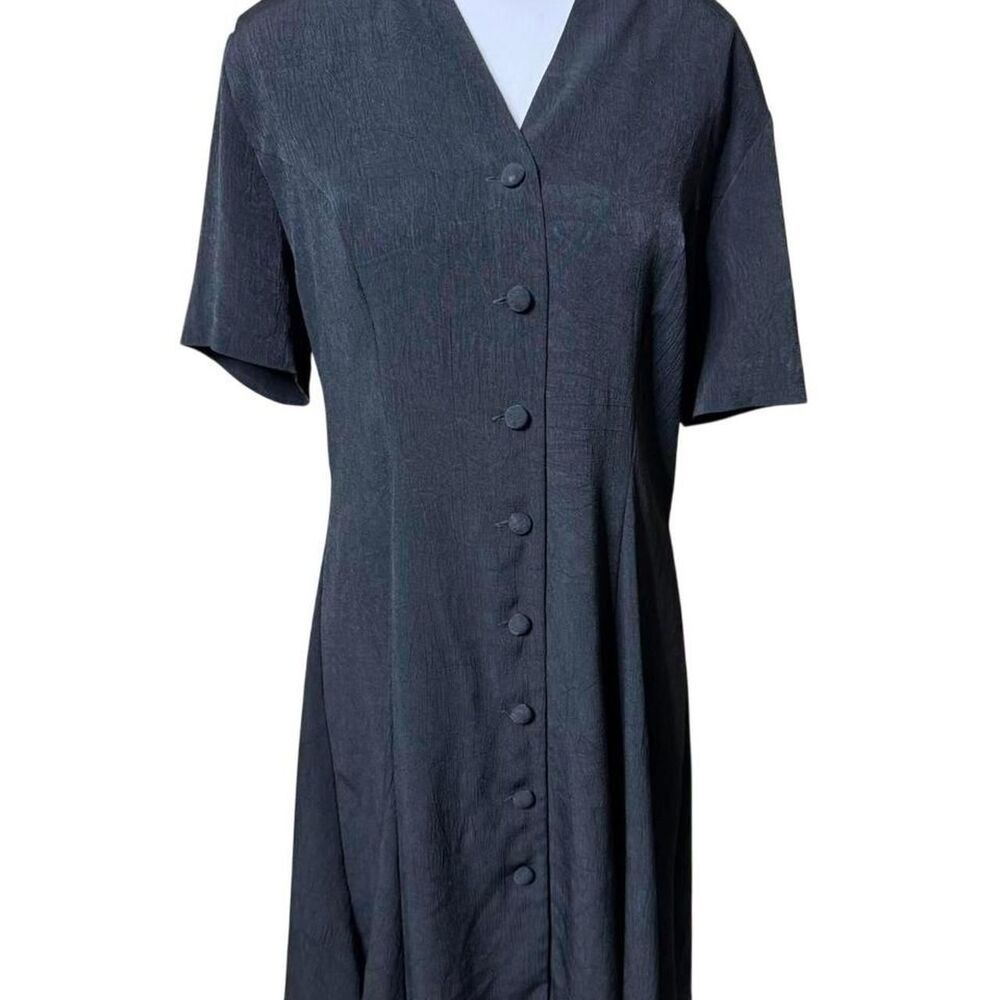 Petite-sophisticate Women's Black Dress